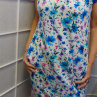 Šaty s kapsami - modré květy (bavlna)