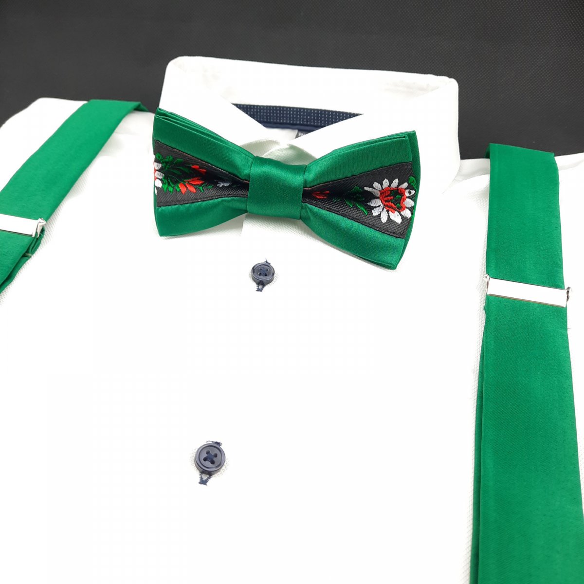 Folklorní Saténový Set Motýlek a Šle Smaragdový