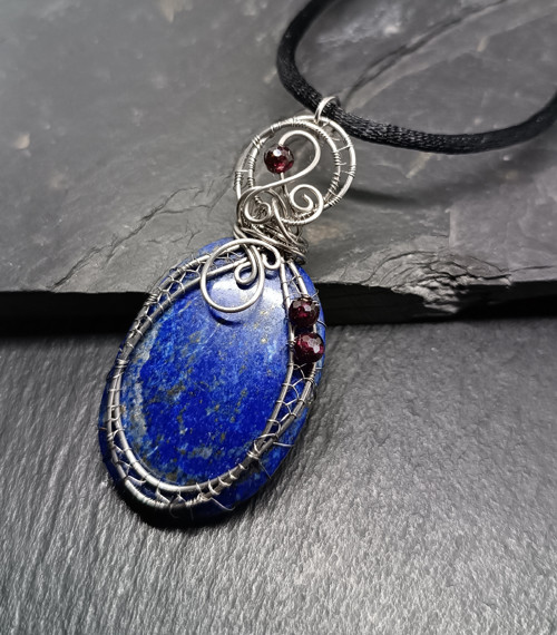 Daruj vyhledávaný lapis lazuli