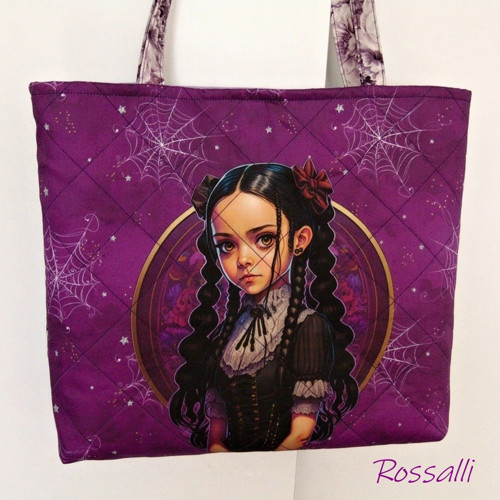 Wednesday ... taška přes rameno