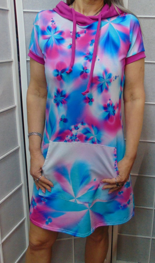 Šaty s kapucí - pastelové květy S - XXXL