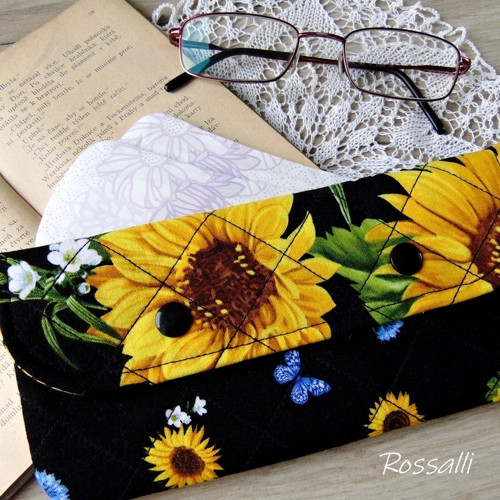 Slunečnice ... kapsička na intimky, vložky