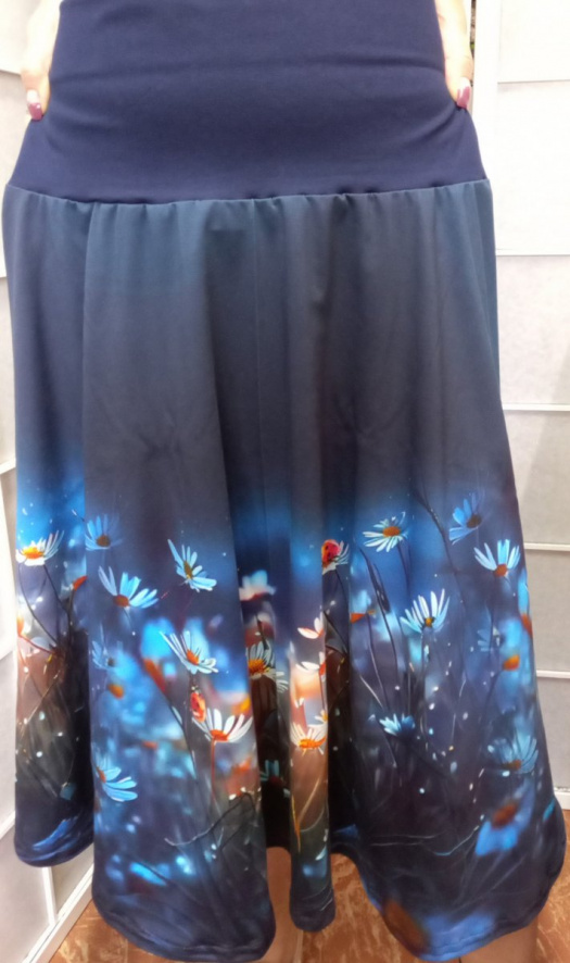 Půlkolová sukně - kopretiny na tmavě modré S - XXL
