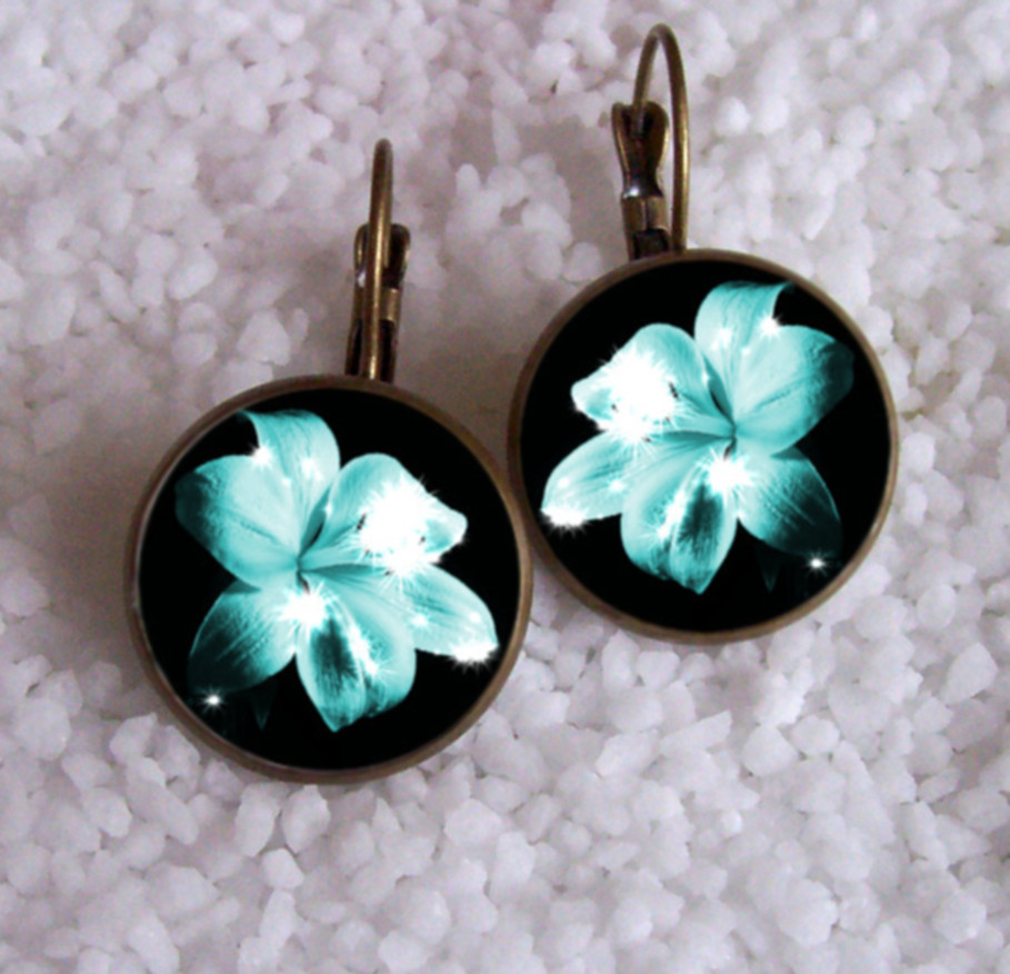 Náušnice z pryskyřice