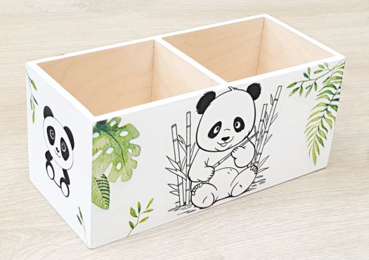 dřevěný stojánek na tužky panda