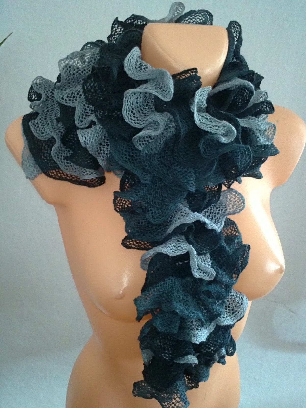 Volánová šála-kouřová