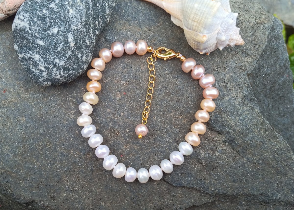 Prvotřídní říční perly duhový uzlíkovaný náramek