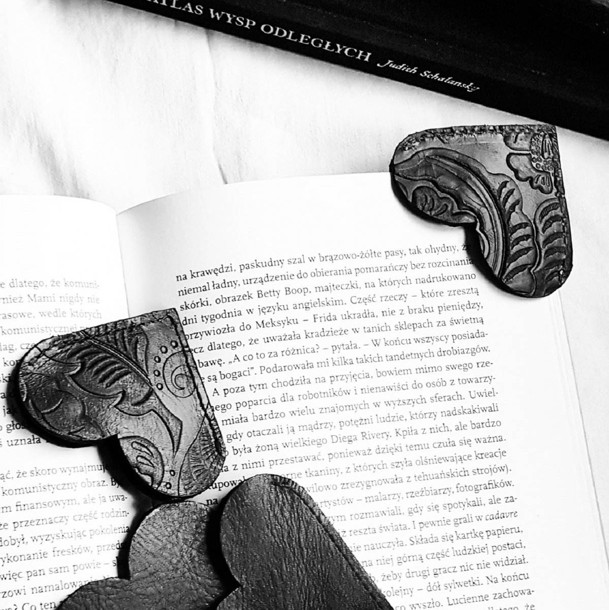 Záložka do knihy - černá