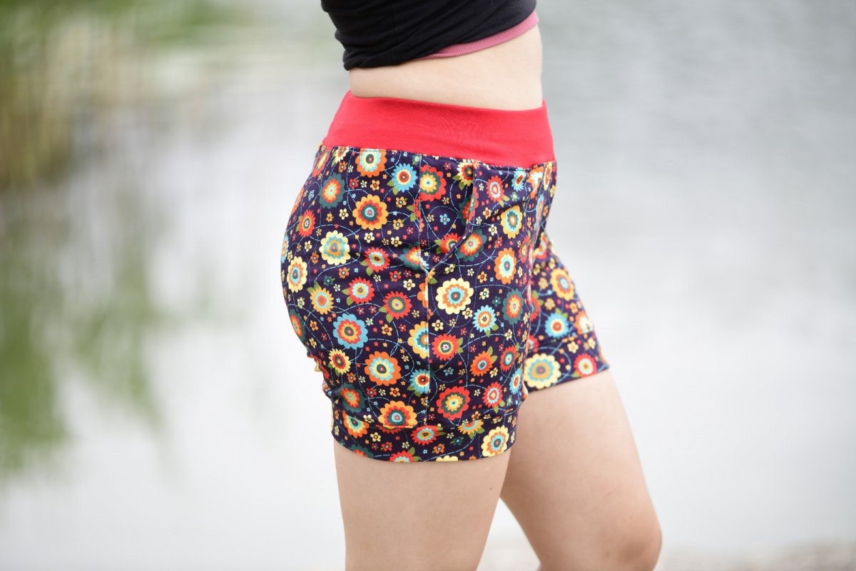 Kraťásky rozkvetlé....