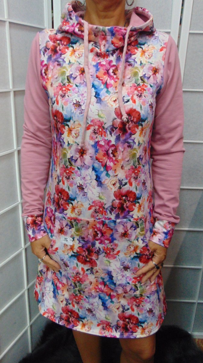 Mikinové šaty s kapucí - květy (teplákovina)