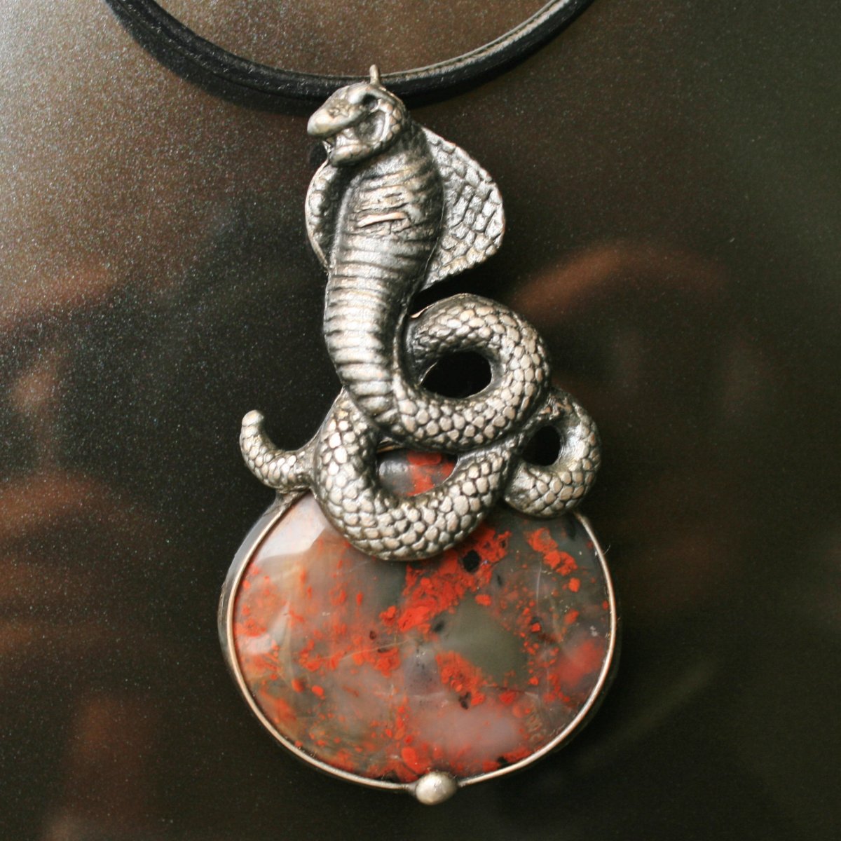 Kobra - jaspis brekcie