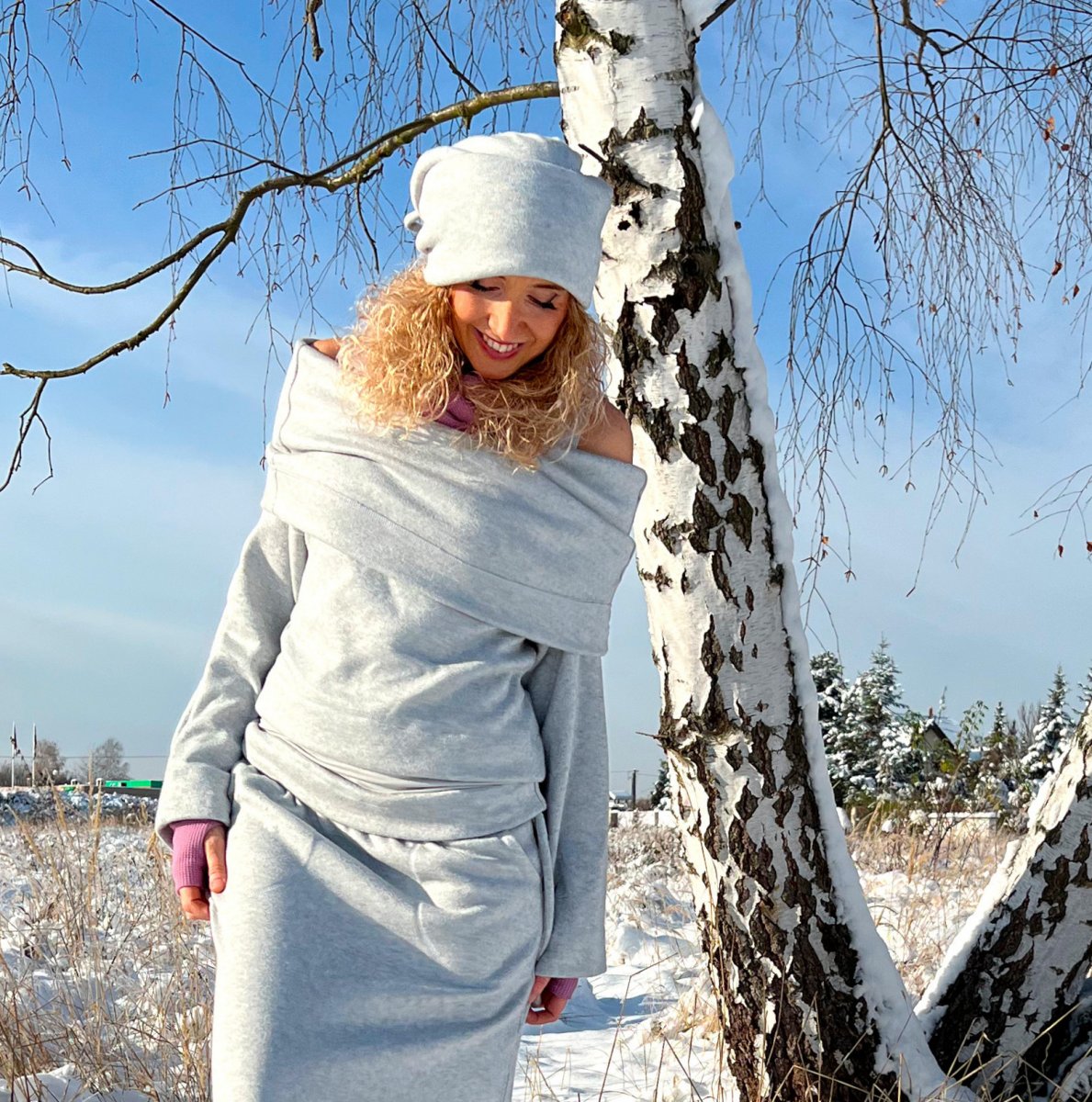 Oversize svetřík variabilní šedý