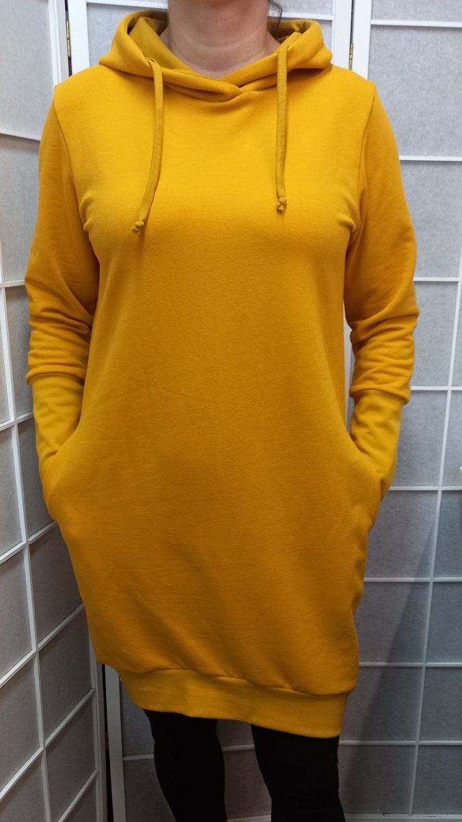 Mikinové šaty s kapucí - barva hořčicová (teplákovina)