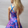 Barevné šatičky pro Barbie