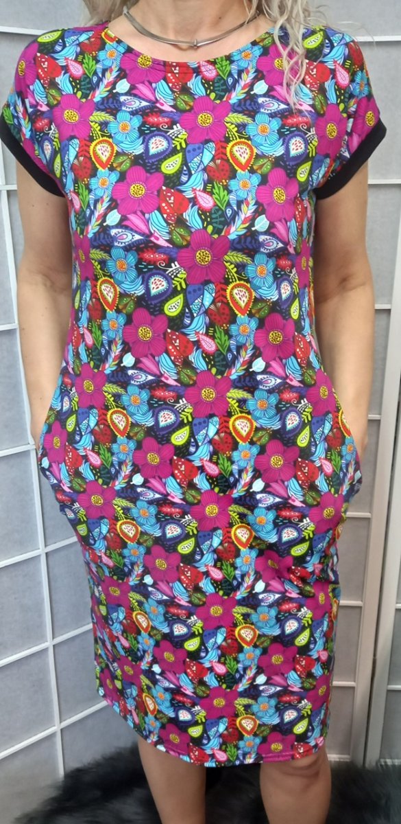 Šaty s kapsami - květy S - XXXL