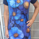 Šaty s kapucí - velké modré květy S - XXXL
