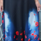 Dlouhá půlkolová sukně - vlčí máky na tmavě modré S - XXL
