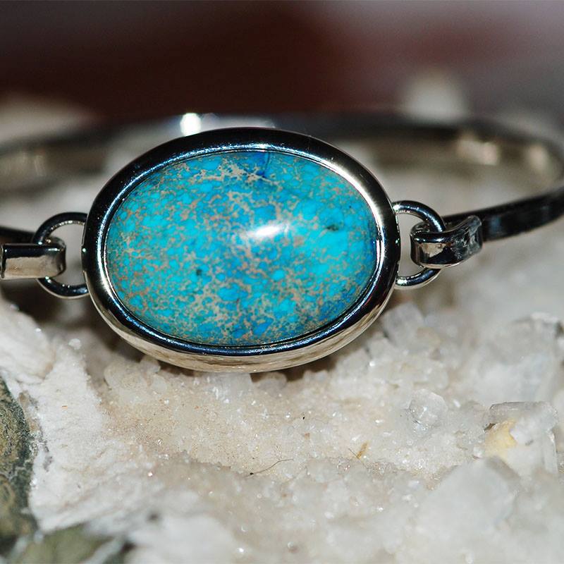 Variscit náramek v platině