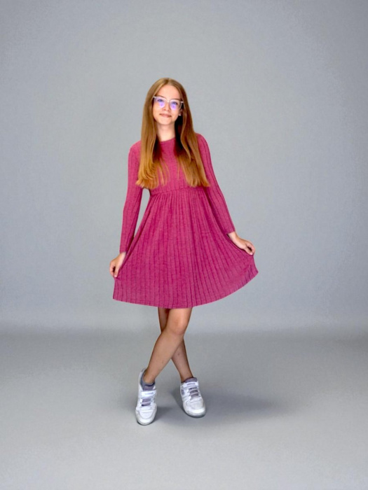 Dětské růžové pleteninové šaty 146/152