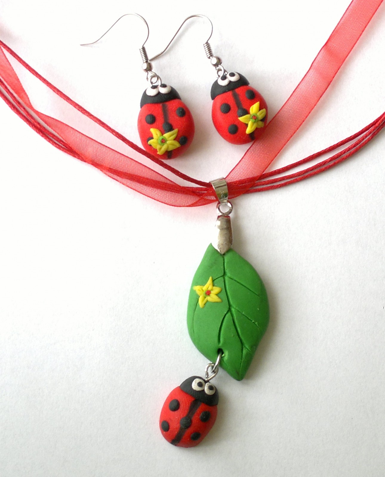 BERUŠKY - set náušničky s náhrdelníkem