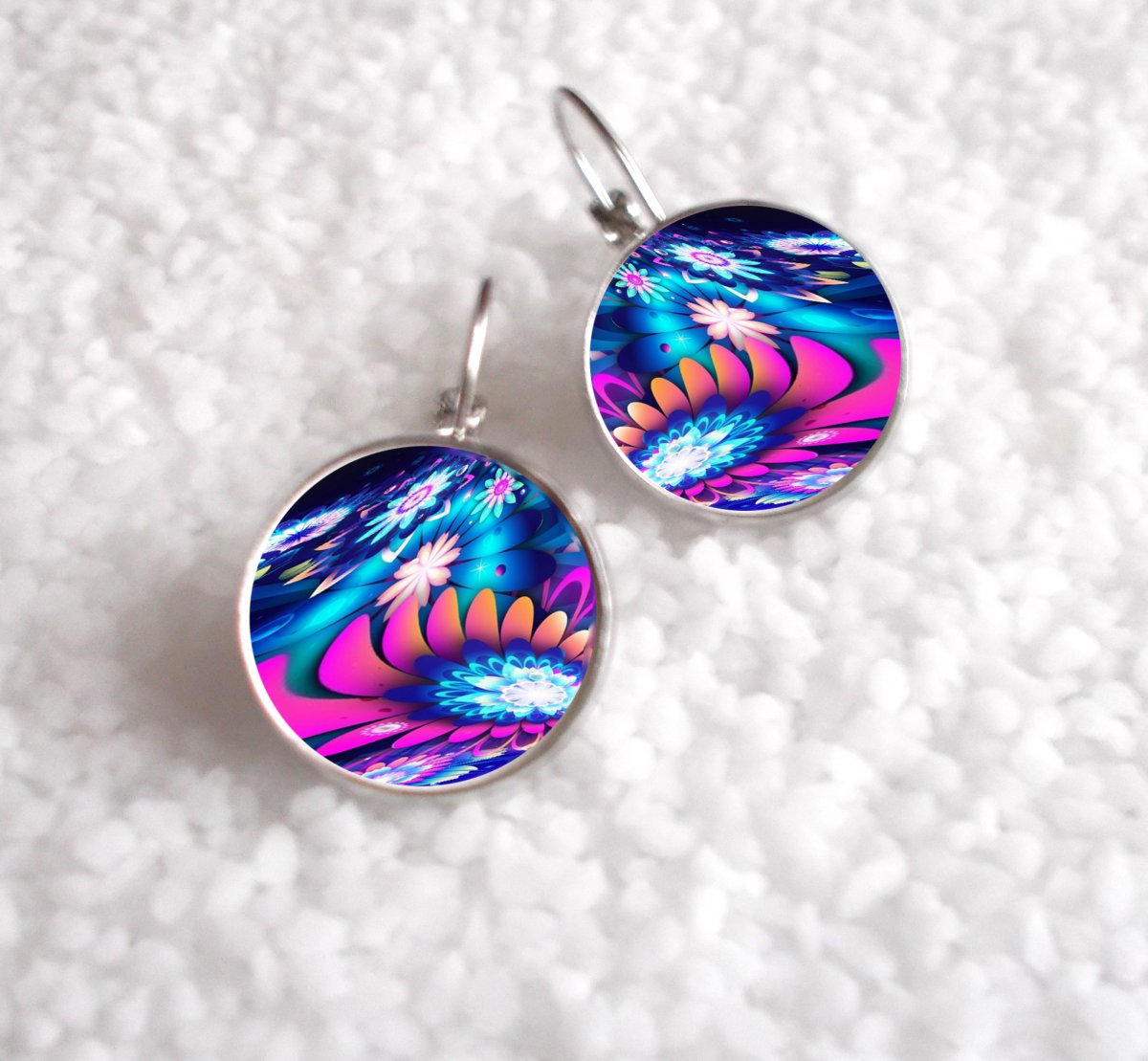 Náušnice z pryskyřice