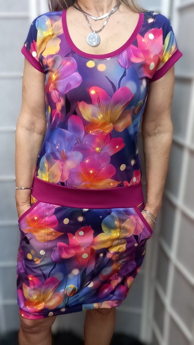 Šaty - květy (bavlna)