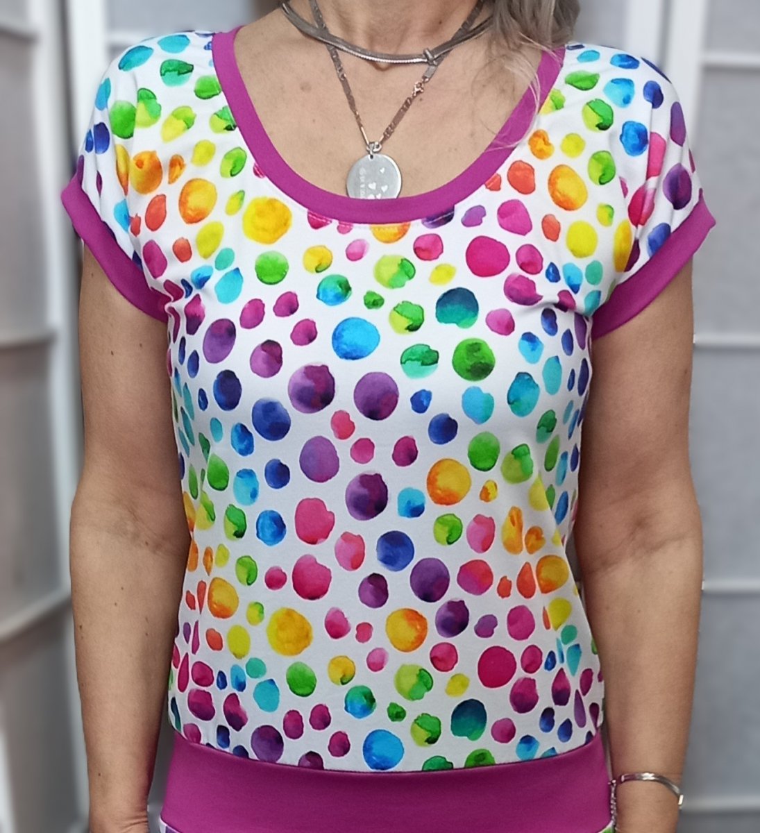 Tričko - kolečka na bílé (bavlna)