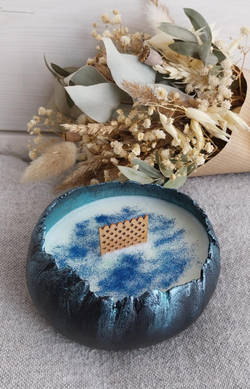 Svíčka skořepinka modrá