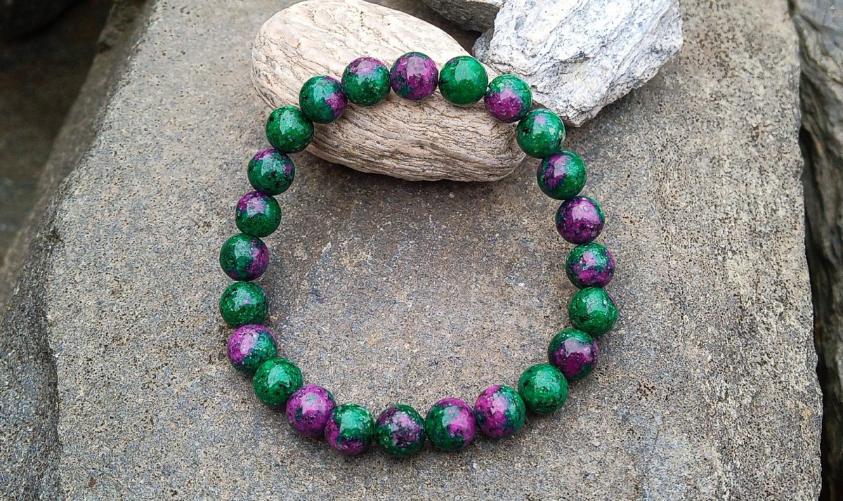 Rubín v zoisitu 8 mm pružný minerálový náramek 