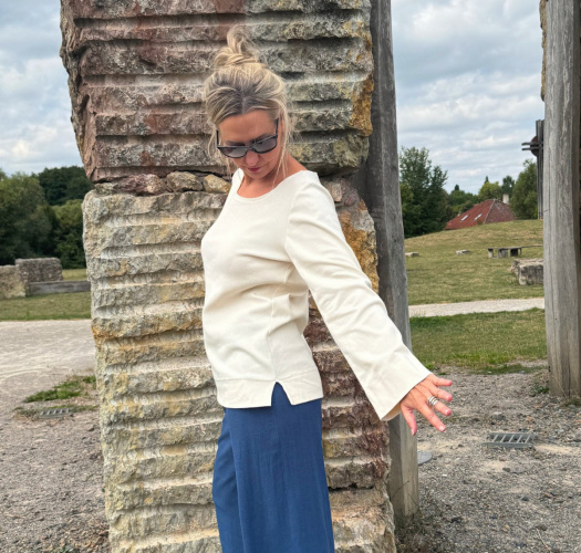 Top z bavlněné žebroviny světlý