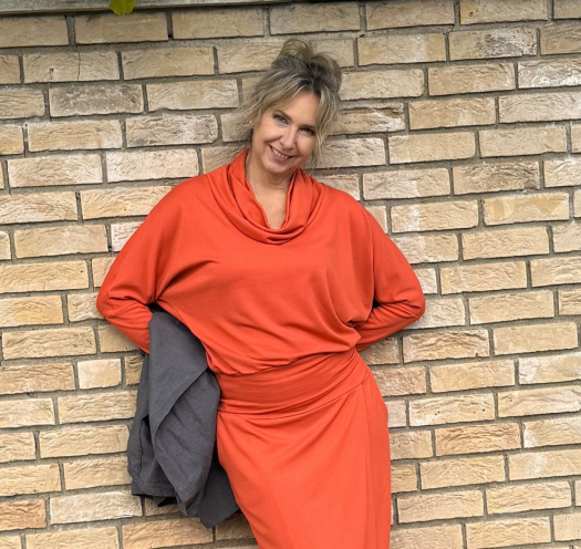 Rolák s netopýřím rukávem oranžový