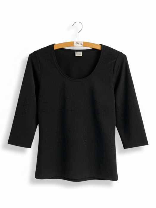 Dámské triko černé se vzorečkem