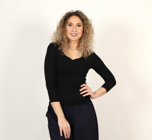 Tričko zdvojené srdcový výstřih černé