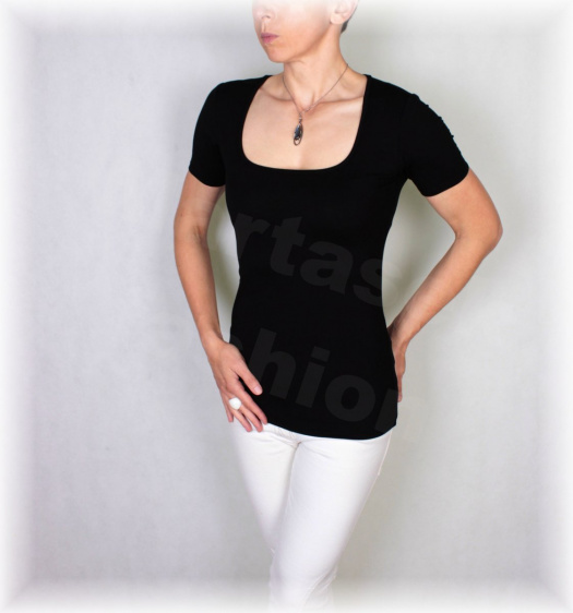 Triko hranatý výstřih vz.495 (více barev)