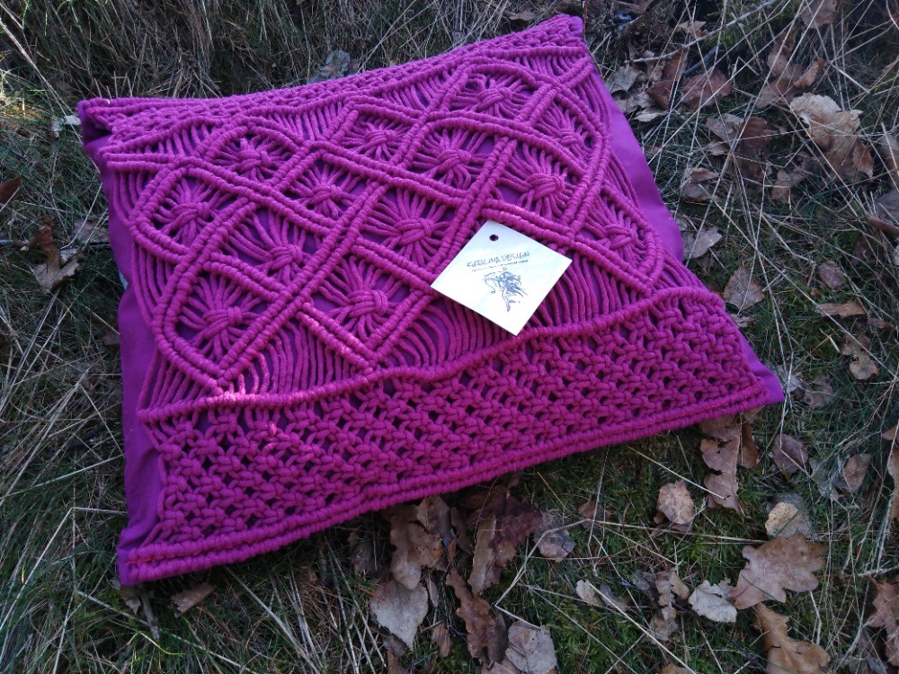 Macramé potah na polštářek 40x40 cm Fuchsiová