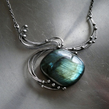 Náhrdelník Sapphire  (labradorit)