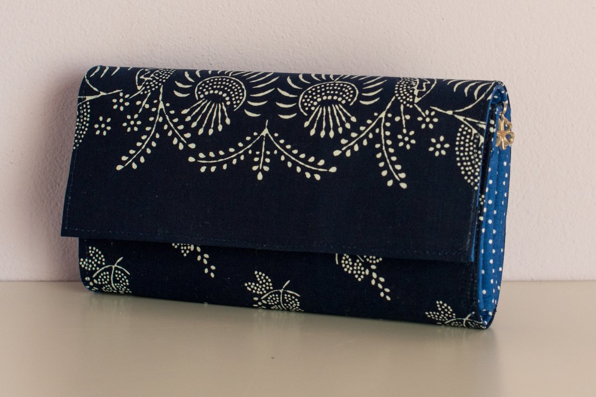 Peněženka z modrotisku