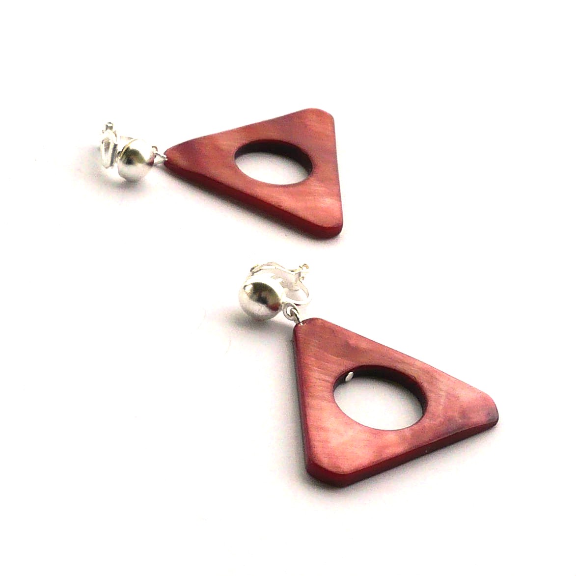 Bordó perleťové trojúhelníky - klipsy