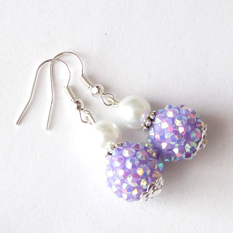 Fialovo-bílé náušnice