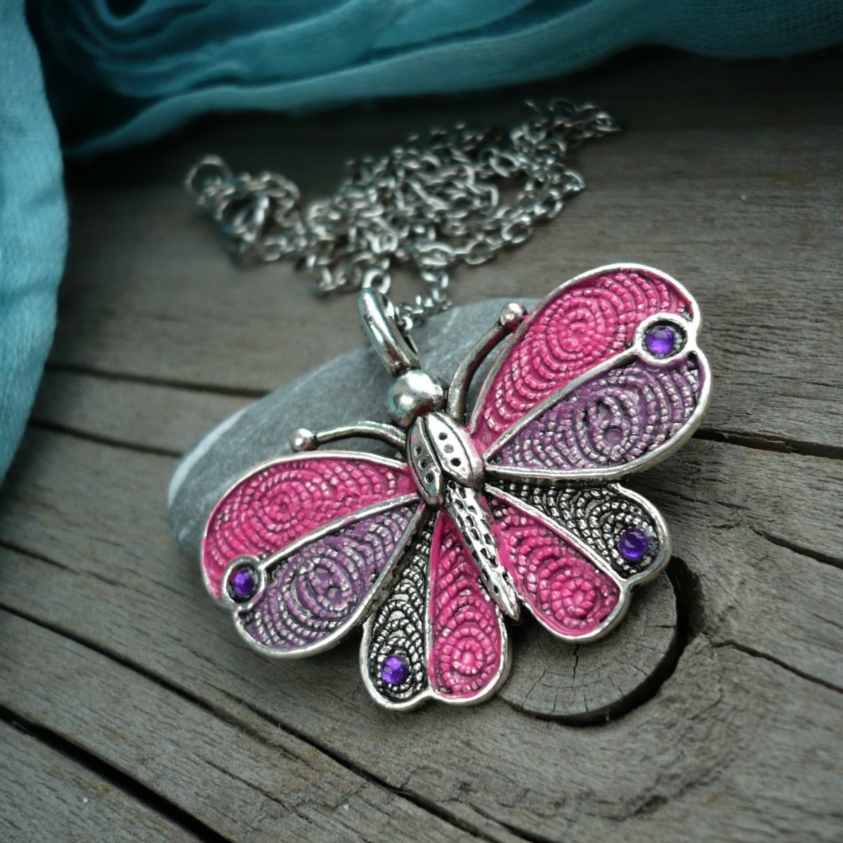 Růžovoočko - náhrdelník