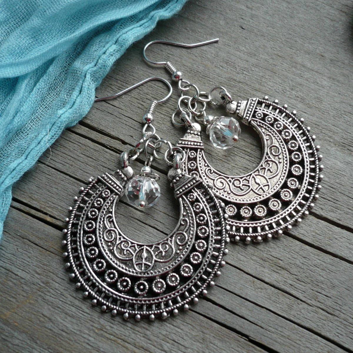 Filigránové kruhy s korálkem