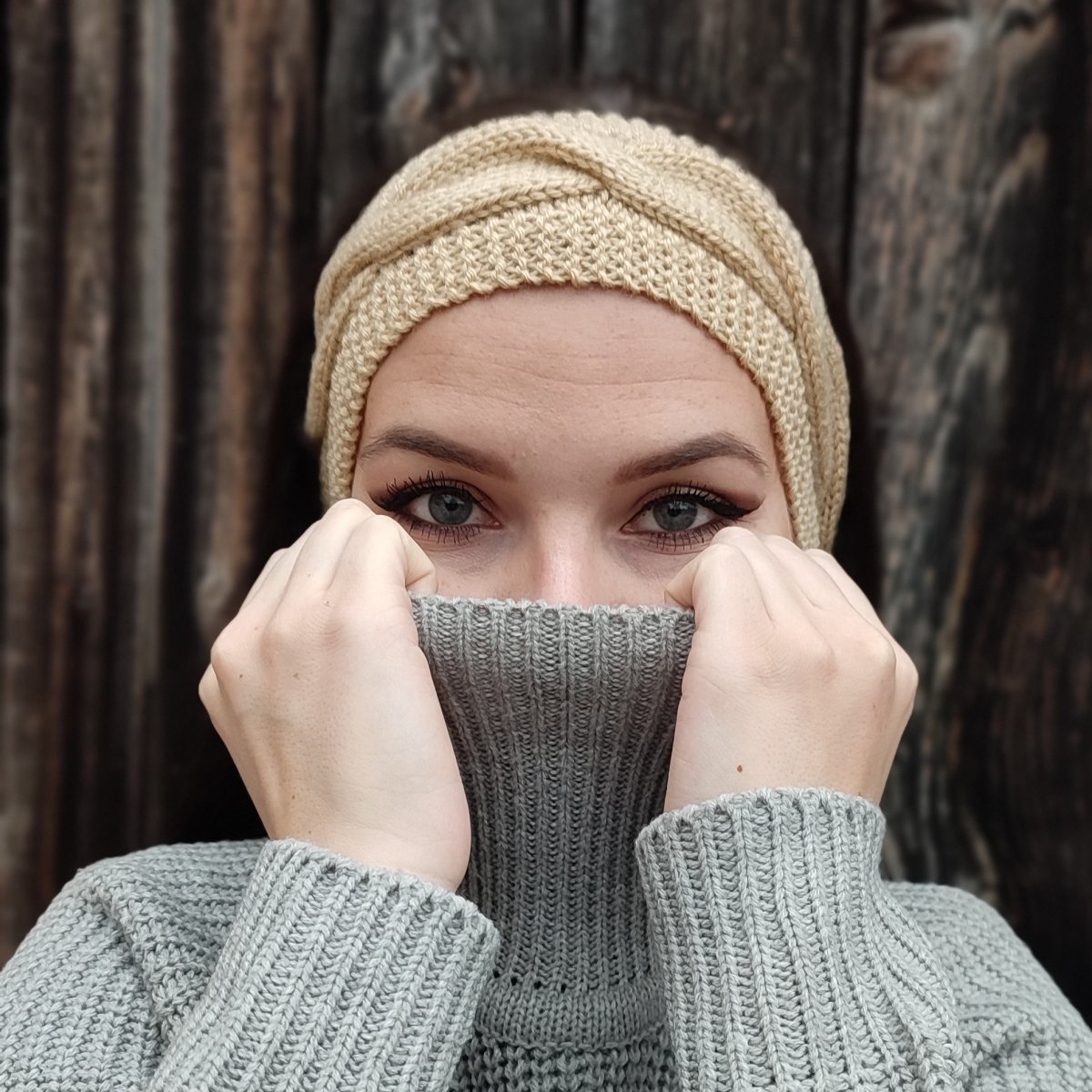 Béžová Čelenka dámská camel