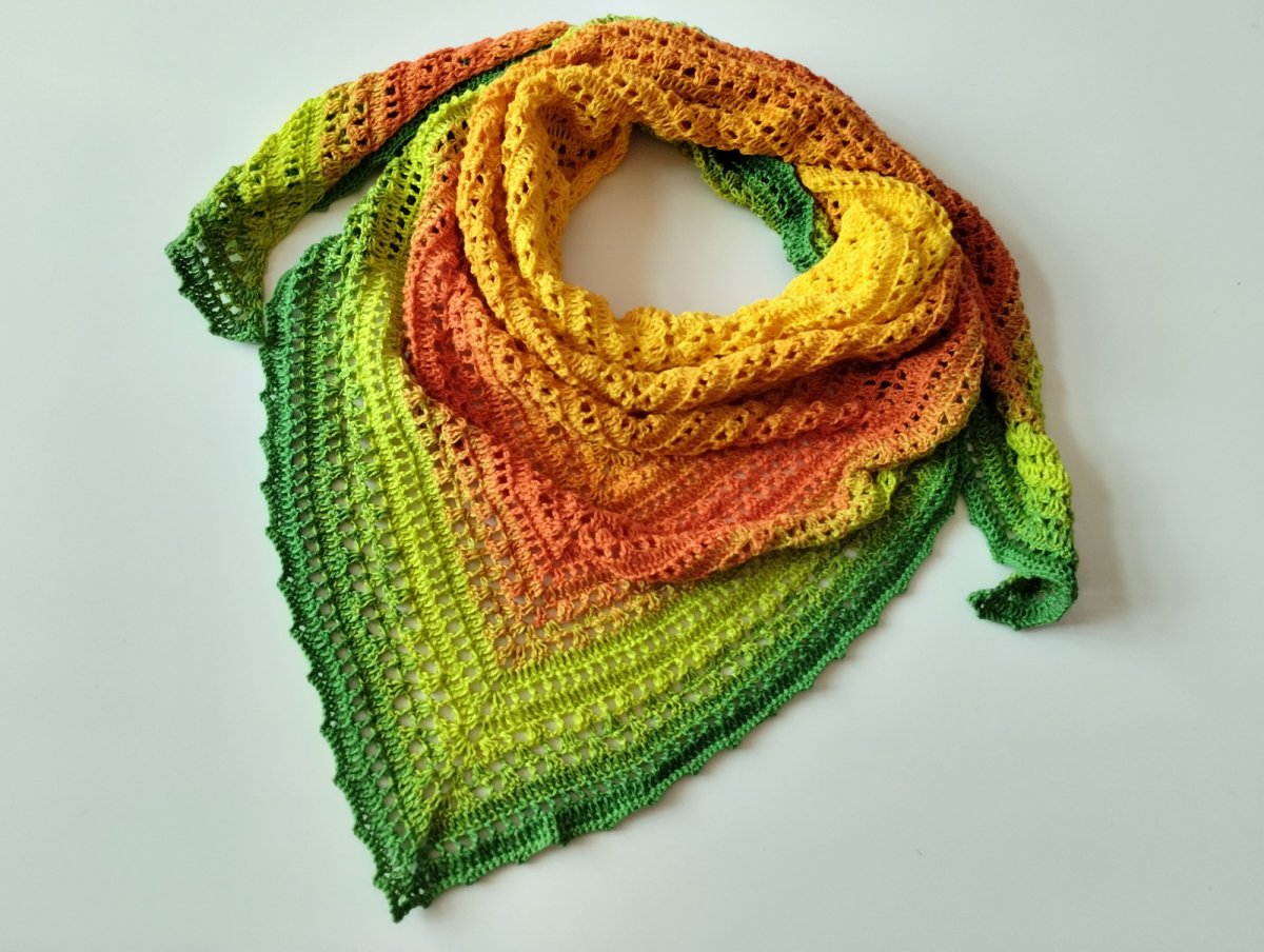 Šátek-pléd háčkovaný "Podzimní zahrada"