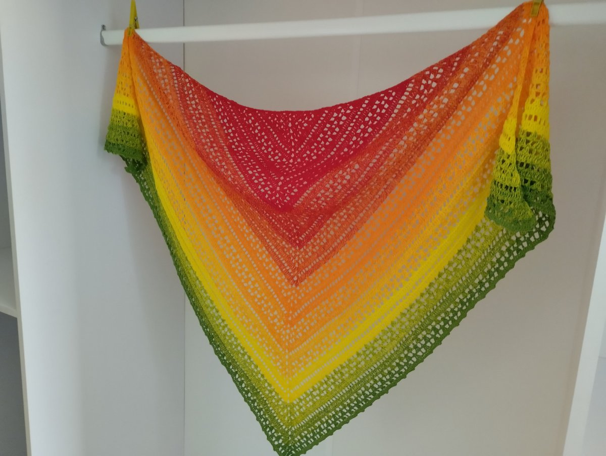 Šátek háčkovaný "Barvy podzimu"