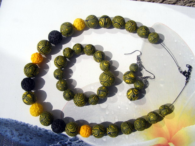 Fimo sada- žlutočerná