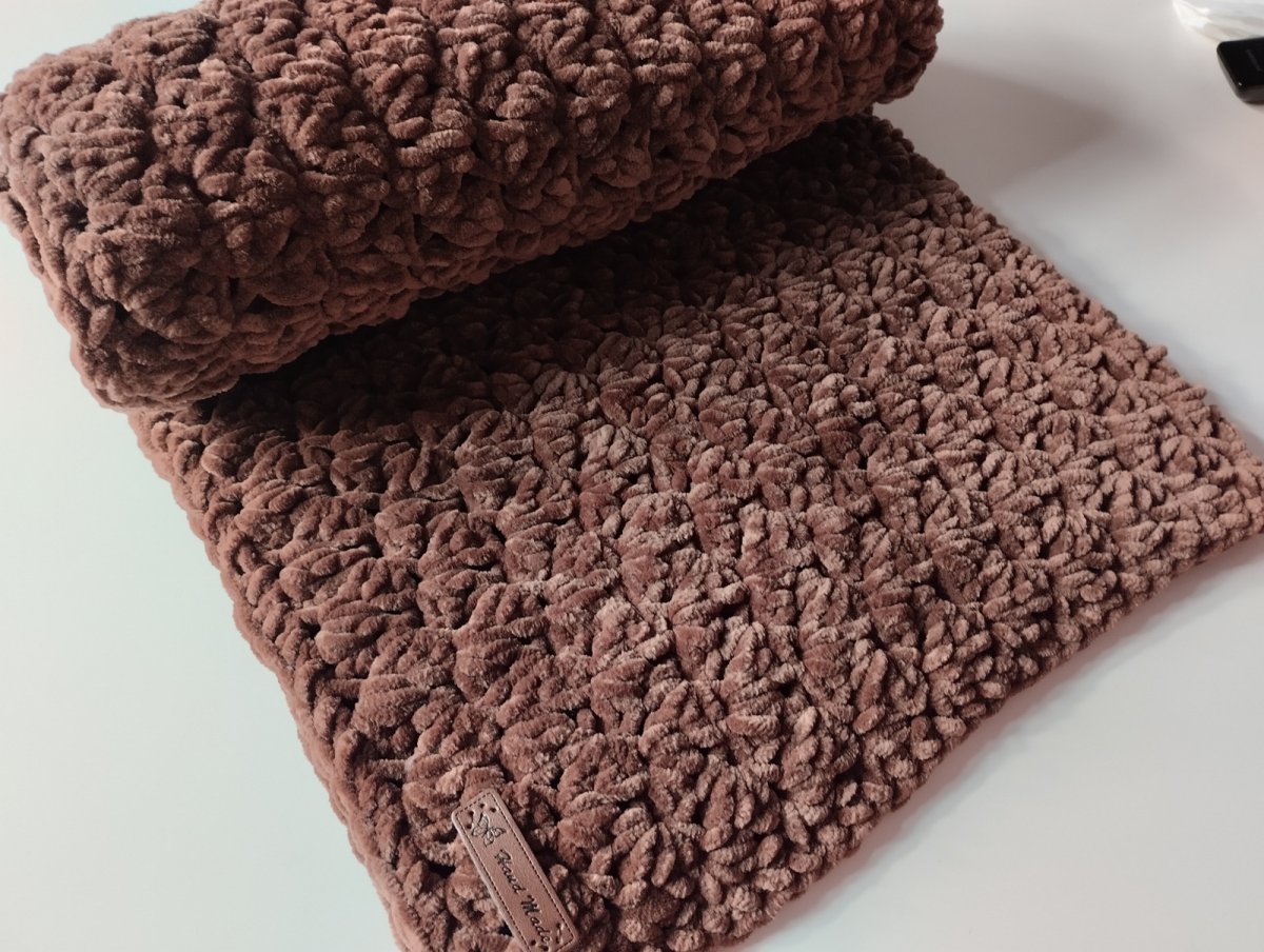 Deka pro miminko tm.hnědá jemná a teplá 82x74cm