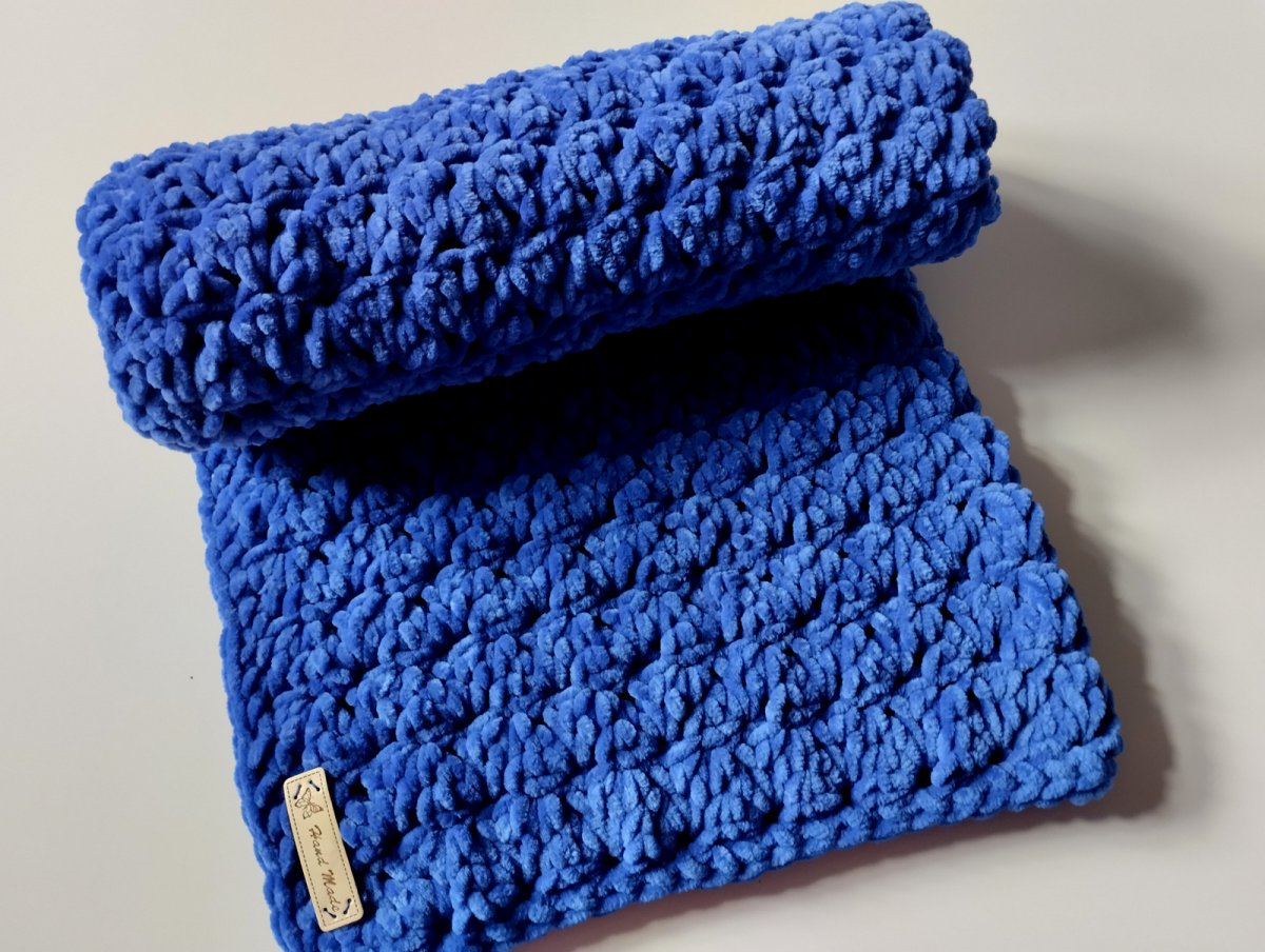 Deka pro miminko královsky modrá 72x63cm