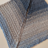 Šátek-pléd háčkovaný "V modrých tónech s béžovou" 