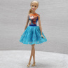 Barevné šatičky pro Barbie
