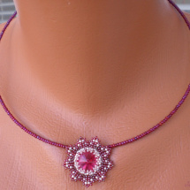 Náhrdelník s kamenem Swarovski